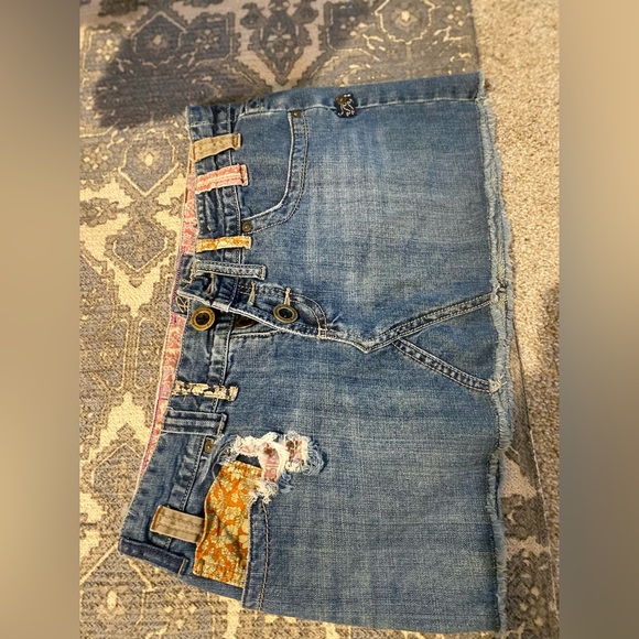 VINTAGE BILLABONG MINI SKIRT - Picture 2 of 3